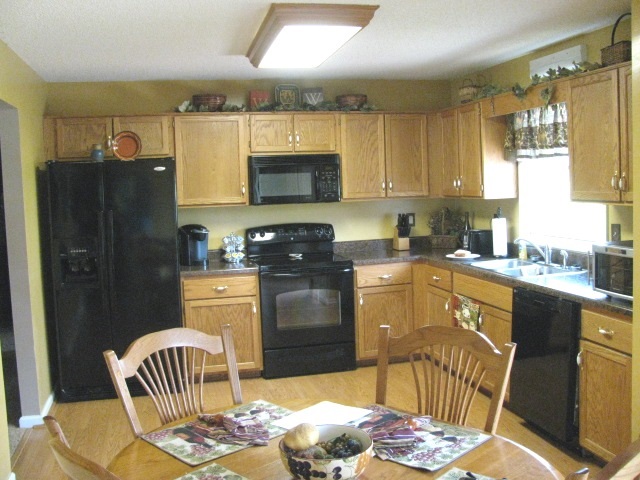 5640 Goodman Road New Harmony, IN 47631 - Photo 6 of 27 Gallery Image 6