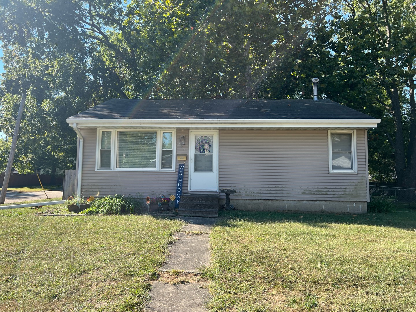 205 Pine Street Normal, IL 61761 - Photo 1 of 1