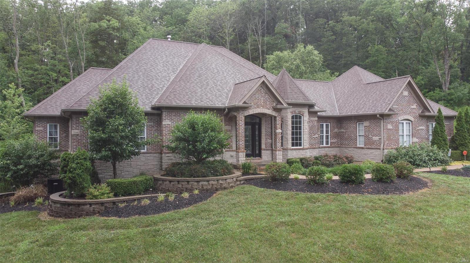 833 Wengler Road Pacific, MO 63069 - Photo 1 of 39 Gallery Image 1
