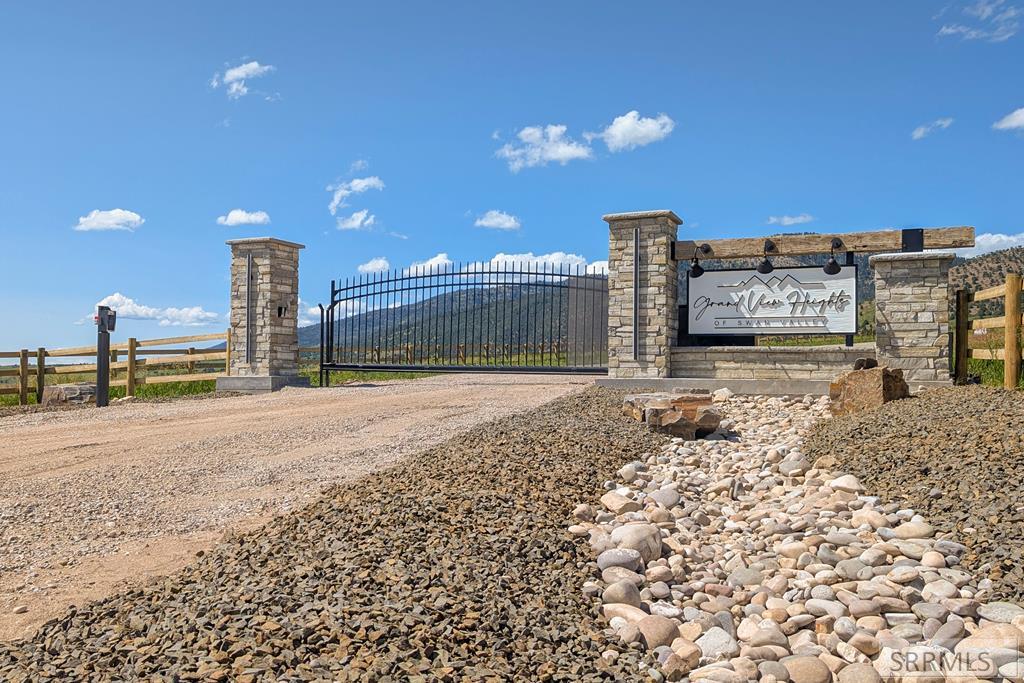 L7-b1 L7-b1 Grand View Heights Swan Valley, ID 83449 - Photo 1 of 5 Main View