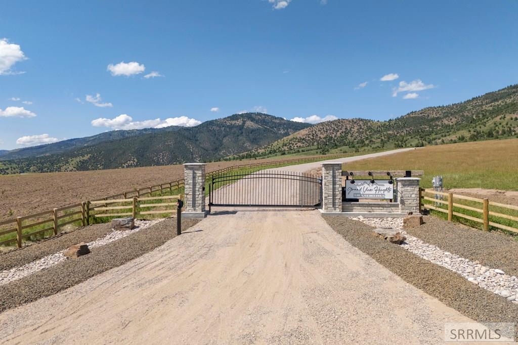 L7-b1 L7-b1 Grand View Heights Swan Valley, ID 83449 - Photo 5 of 5