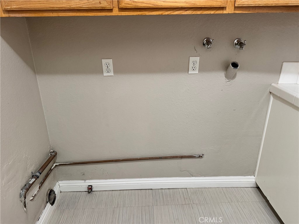 28261 Cornus Court Highland, CA 92346 - Photo 15 of 50