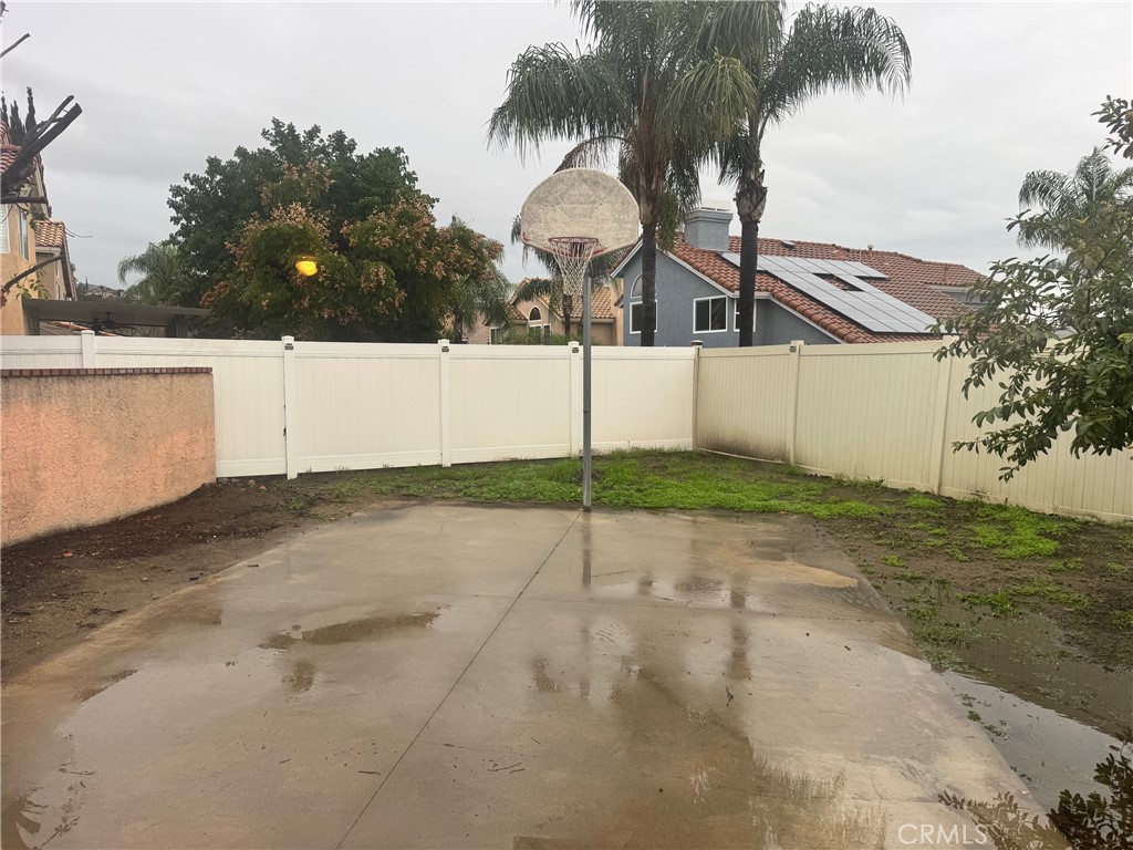 28261 Cornus Court Highland, CA 92346 - Photo 33 of 50