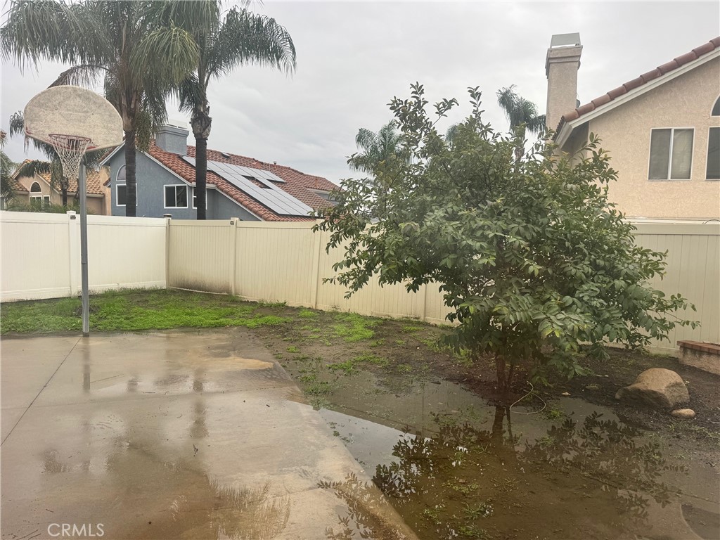 28261 Cornus Court Highland, CA 92346 - Photo 34 of 50