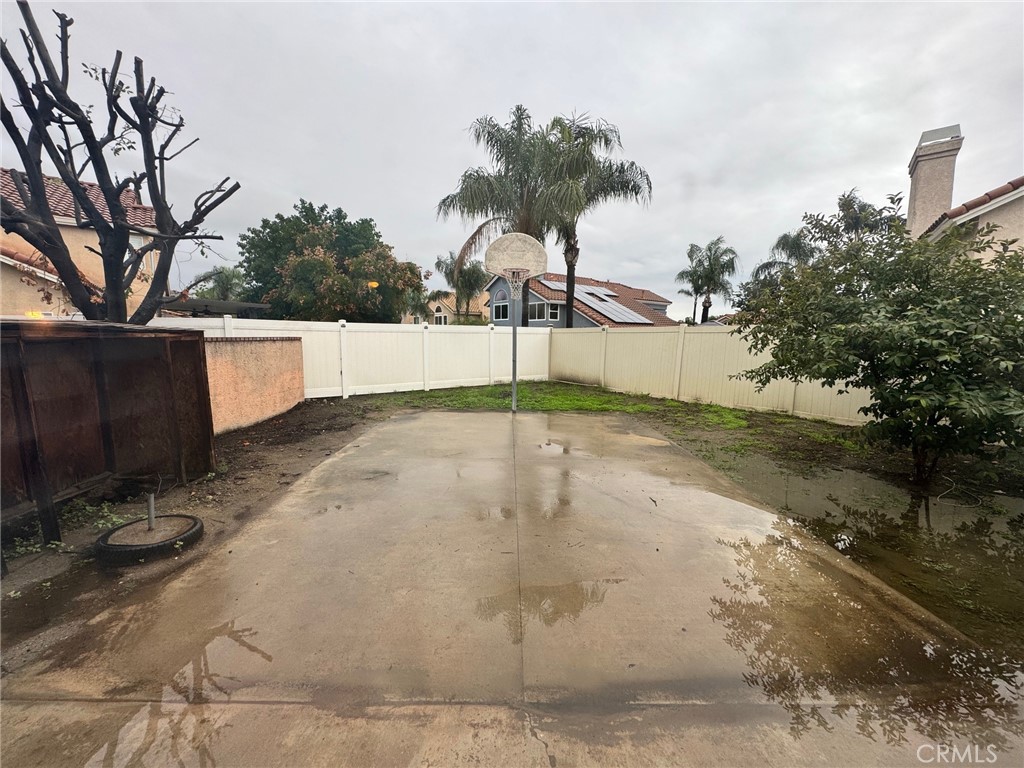 28261 Cornus Court Highland, CA 92346 - Photo 35 of 50