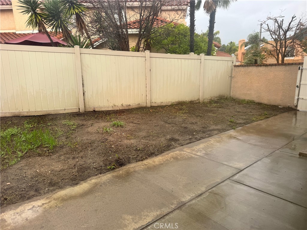 28261 Cornus Court Highland, CA 92346 - Photo 38 of 50