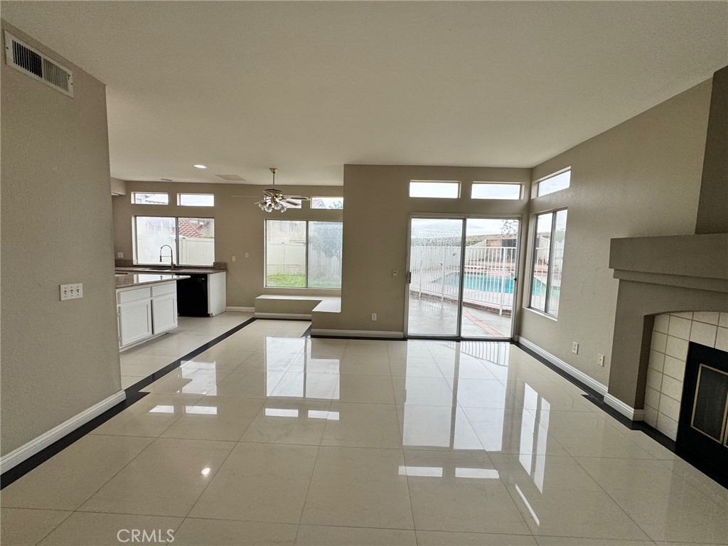 28261 Cornus Court Highland, CA 92346 - Photo 6 of 50