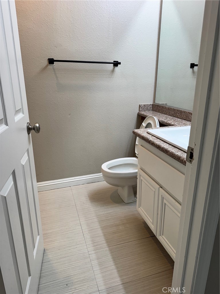 28261 Cornus Court Highland, CA 92346 - Photo 10 of 50