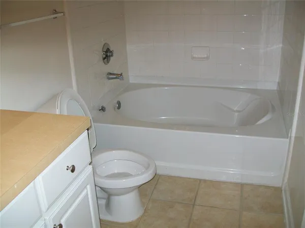 $2,250 | 12807 Madison Pointe Circle, Unit 203, Orlando, FL 32821