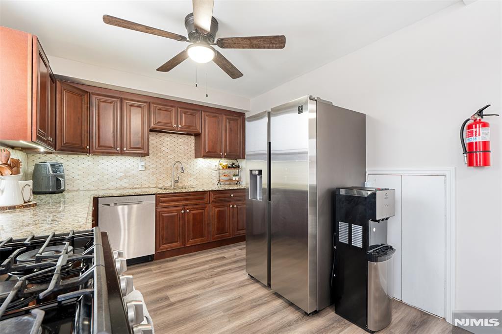 116 Lexington Avenue Dumont, NJ 07628 - Photo 14 of 25