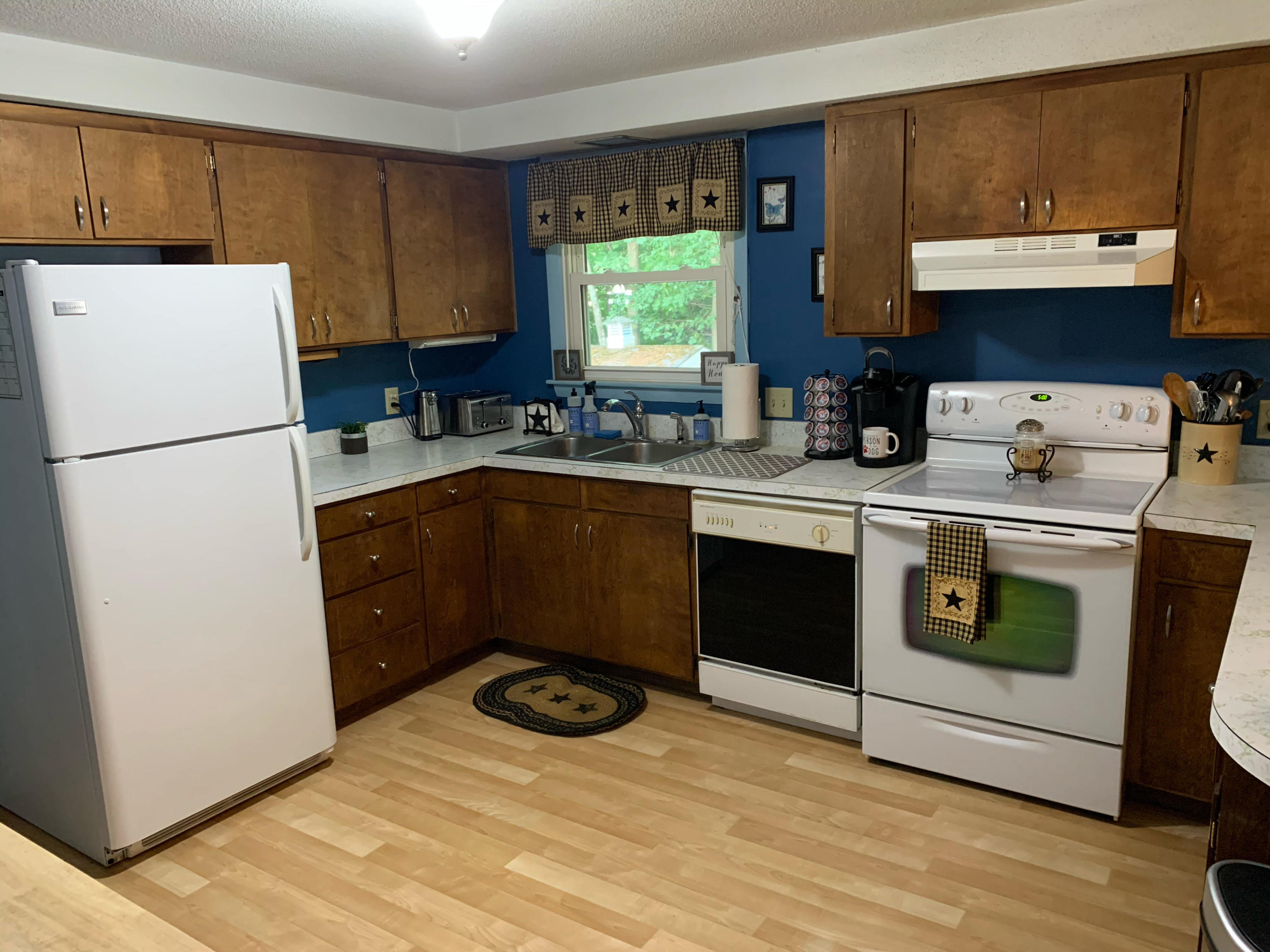 9 Webster Street Springvale, ME 04083 - Photo 5 of 36 kitchen