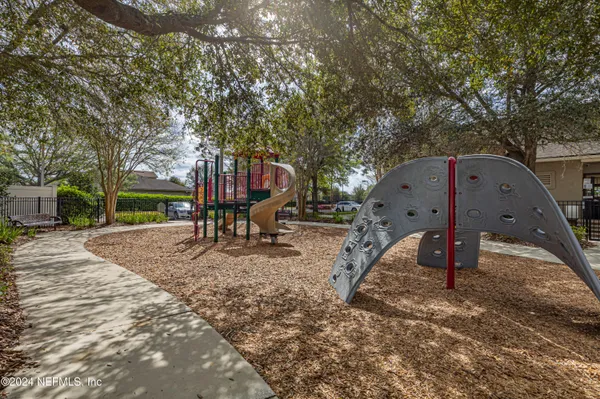 $1,800 | 2100 Pebble Point Drive, Green Cove Springs, FL 32043