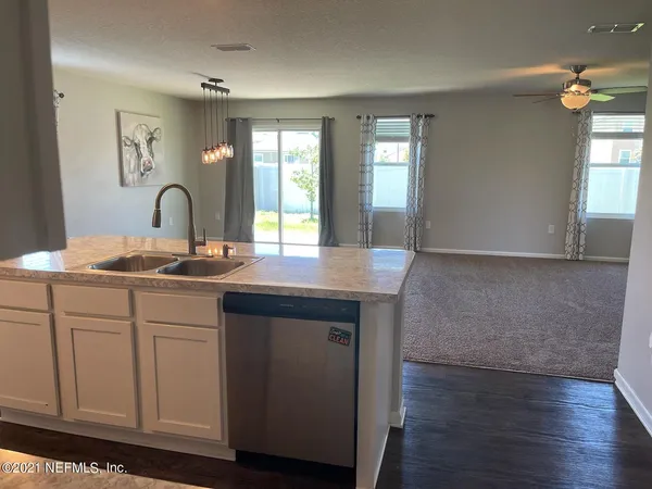 $1,800 | 2100 Pebble Point Drive, Green Cove Springs, FL 32043