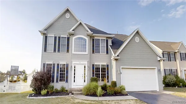 $523,499 | 10 Muirfield Lane, Lancaster, NY 14086