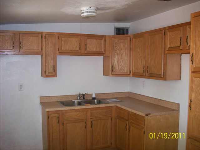 1319 West Kleindale Road Tucson, AZ 85705 - Photo 3 of 6 Kitchen