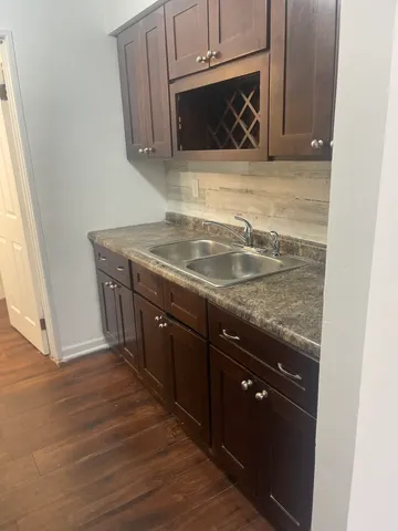 $1,995 | 10445 Austin Avenue, Unit C, Oak Lawn, IL 60453