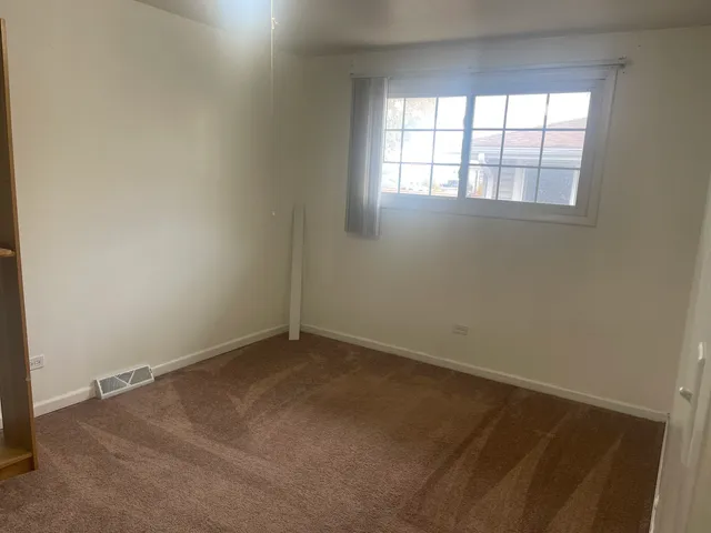 $1,995 | 10445 Austin Avenue, Unit C, Oak Lawn, IL 60453