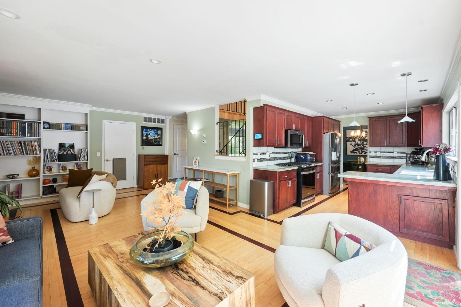 5260 San Luis Avenue Santa Rosa, CA 95409 - Photo 12 of 48