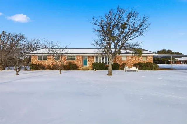 $280,000 | 107 North 7th Street, Krum, TX 76249