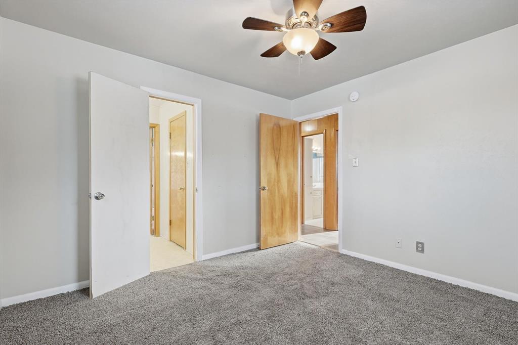 107 North 7th Street Krum, TX 76249 - Photo 18 of 40