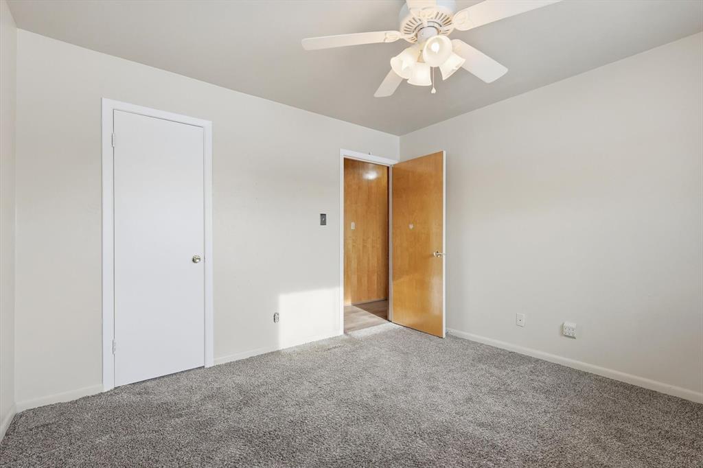 107 North 7th Street Krum, TX 76249 - Photo 28 of 40