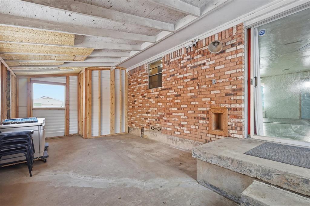 107 North 7th Street Krum, TX 76249 - Photo 30 of 40