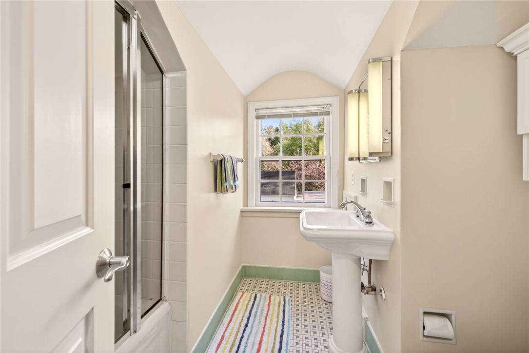 3437 Elmwood Avenue Rochester, NY 14618 - Photo 27 of 50
