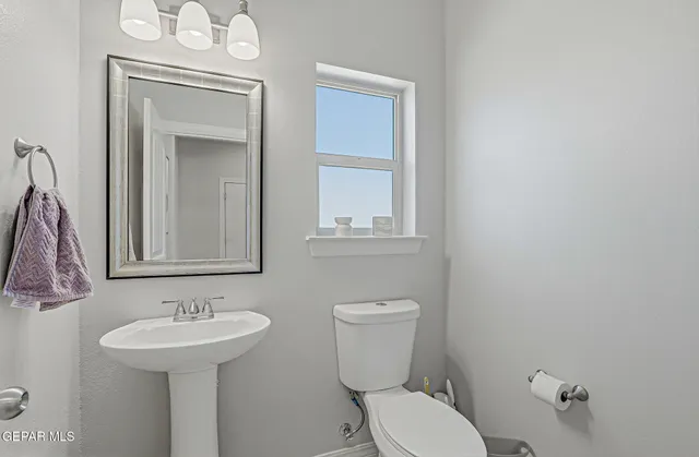 $349,900 | 525 Issa Circle, El Paso, TX 79932