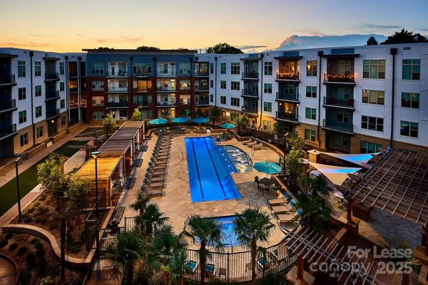 $3,515 | 345 Sharon Twp Lane, Unit C1M1, Charlotte, NC 28211