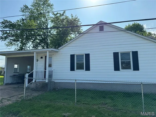 $185,000 | 302 Blair Street, Sullivan, MO 63080