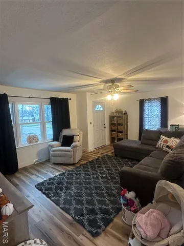 $185,000 | 302 Blair Street, Sullivan, MO 63080