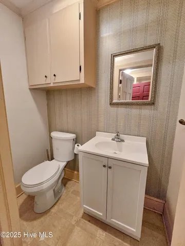 $249,000 | 203 Crescent Drive, Windsor, NC 27983