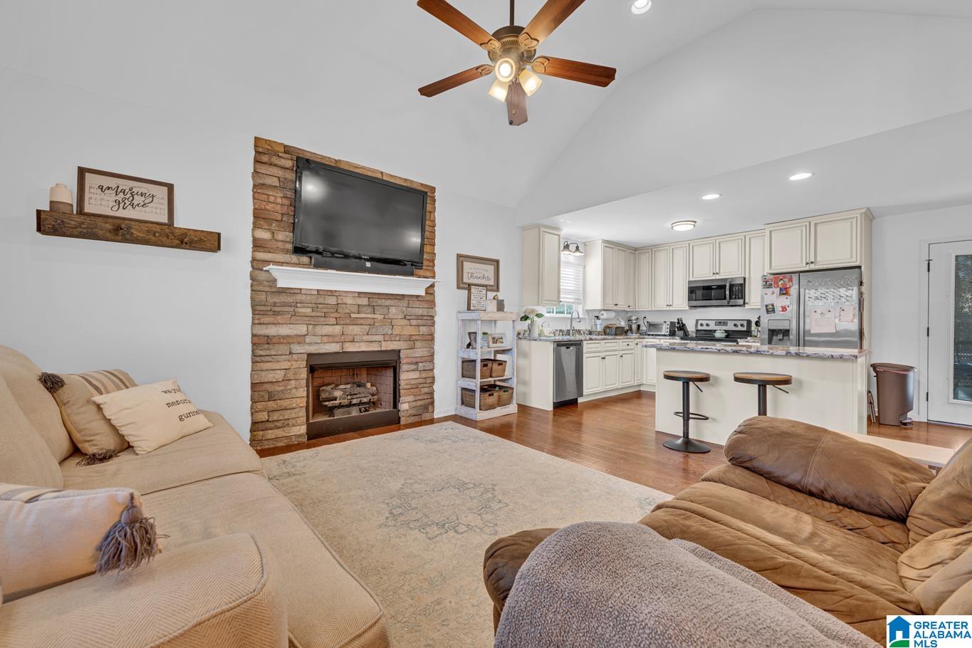 2227 Oscar Bradford Road Hayden, AL 35079 - Photo 3 of 37