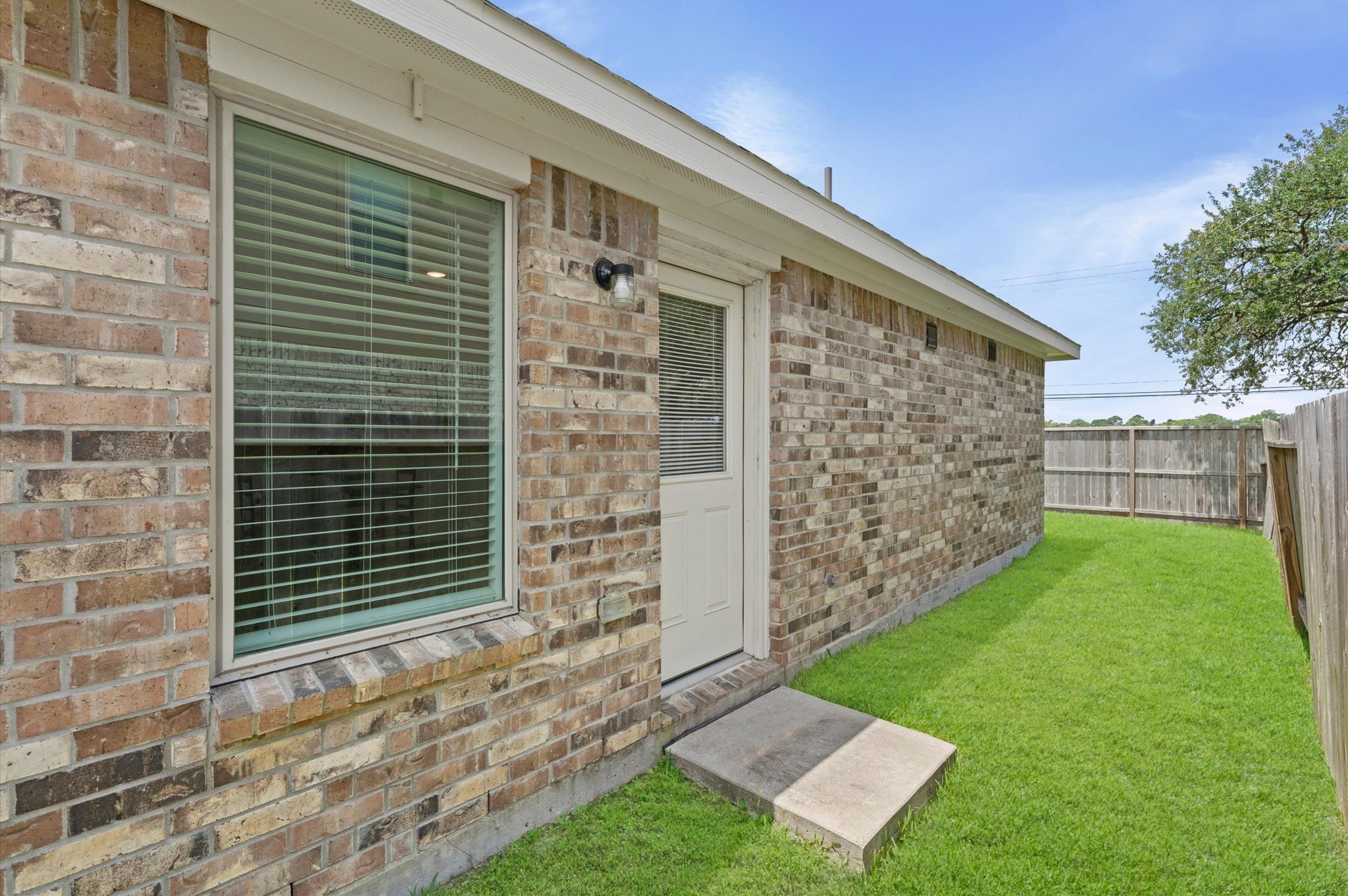 236 Bennett Street Angleton, TX 77515 - Photo 29 of 36