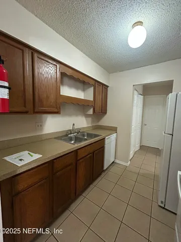 $1,075 | 472 Crabapple Court, Unit 1B, Orange Park, FL 32073