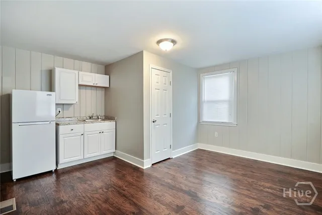 $1,100 | 2004 Utah Street, Savannah, GA 31404