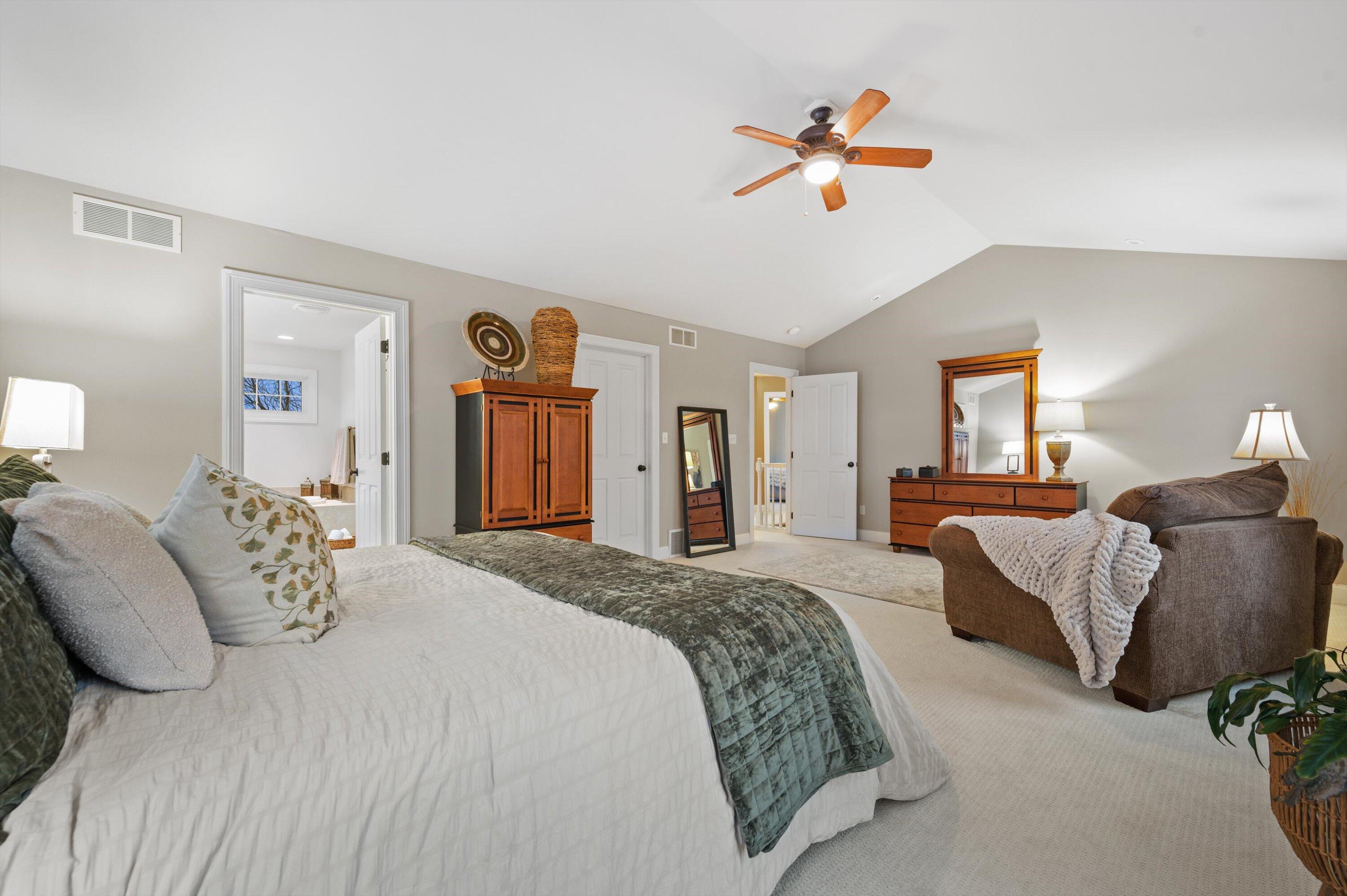 W285N7383 Bark River Road Hartland, WI 53029 - Photo 30 of 66 38-DSC1269