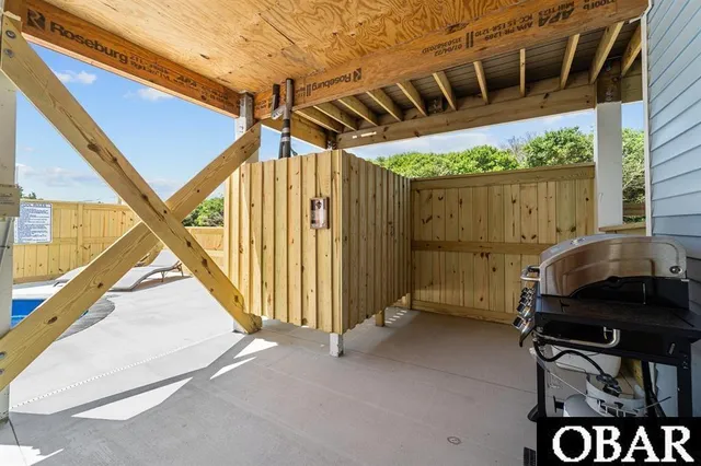 $1,100,000 | 2206 Sandpiper Road, Corolla, NC 27927