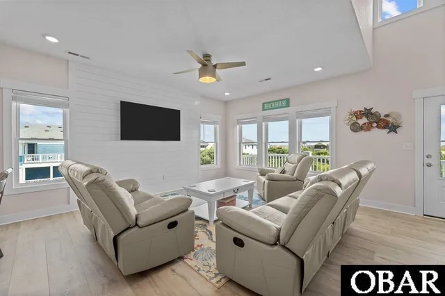 $1,100,000 | 2206 Sandpiper Road, Corolla, NC 27927