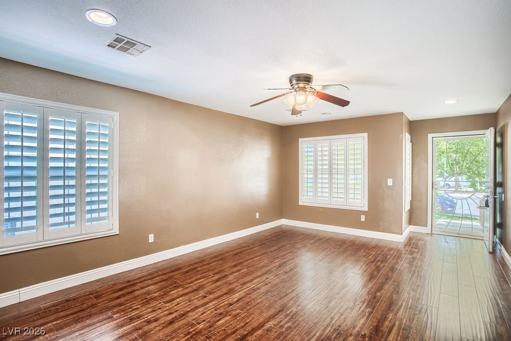 591 Fox Chase Street Henderson, NV 89015 - Photo 5 of 22