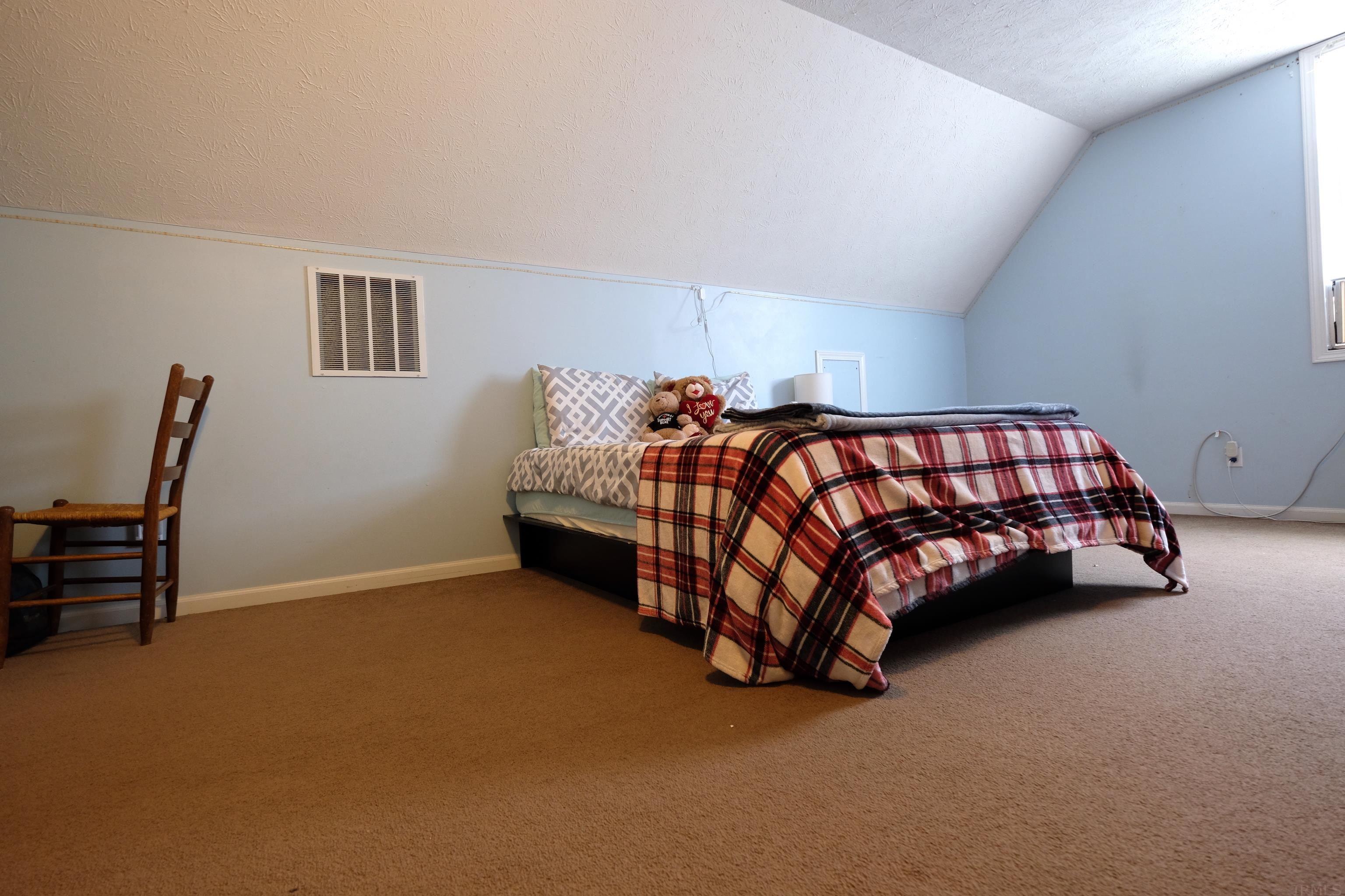 4261 North Rindle Lane Bloomington, IN 47404 - Photo 17 of 29 Gallery Image 17