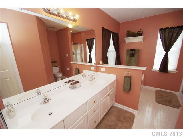 12311 Freshwell Road Charlotte, NC 28273 - Photo 11 of 16