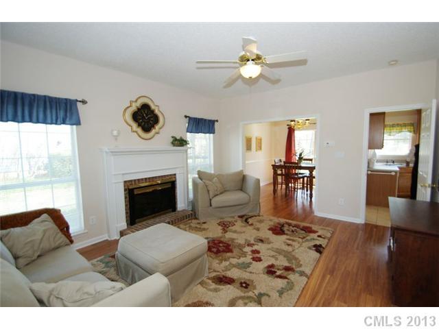 12311 Freshwell Road Charlotte, NC 28273 - Photo 3 of 16