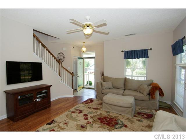 12311 Freshwell Road Charlotte, NC 28273 - Photo 4 of 16