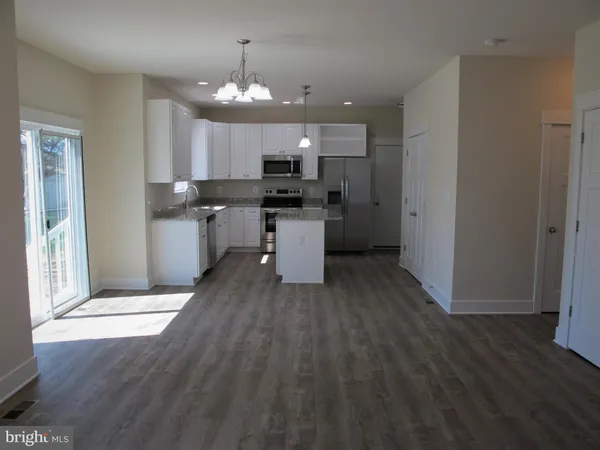 $2,495 | 43 Lee Street, Montross, VA 22520