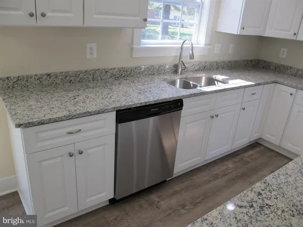 $2,495 | 43 Lee Street, Montross, VA 22520