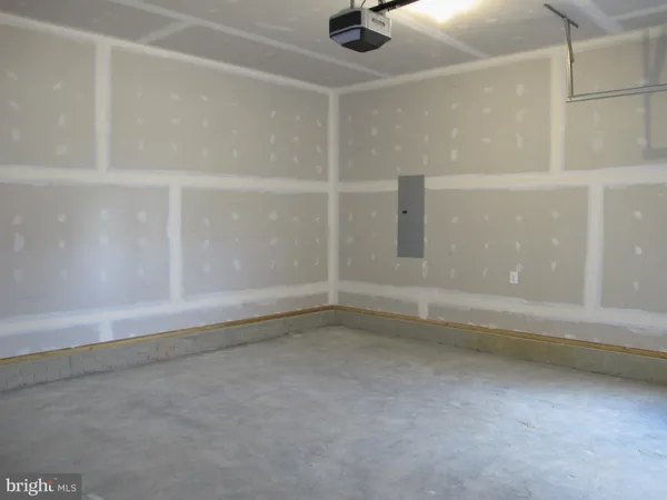 $2,495 | 43 Lee Street, Montross, VA 22520