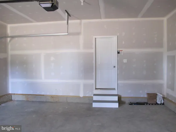 $2,495 | 43 Lee Street, Montross, VA 22520
