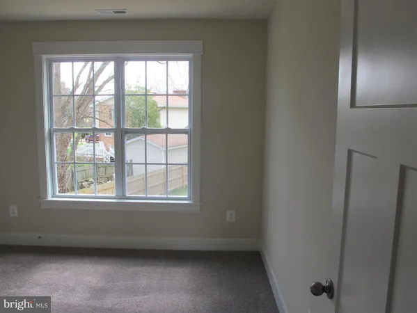 $2,495 | 43 Lee Street, Montross, VA 22520