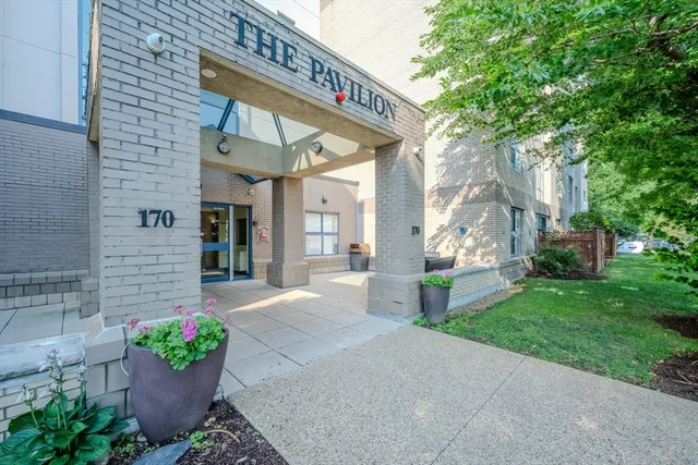 $624,900 | 170 Gore Street, Unit 113, Cambridge, MA 02141